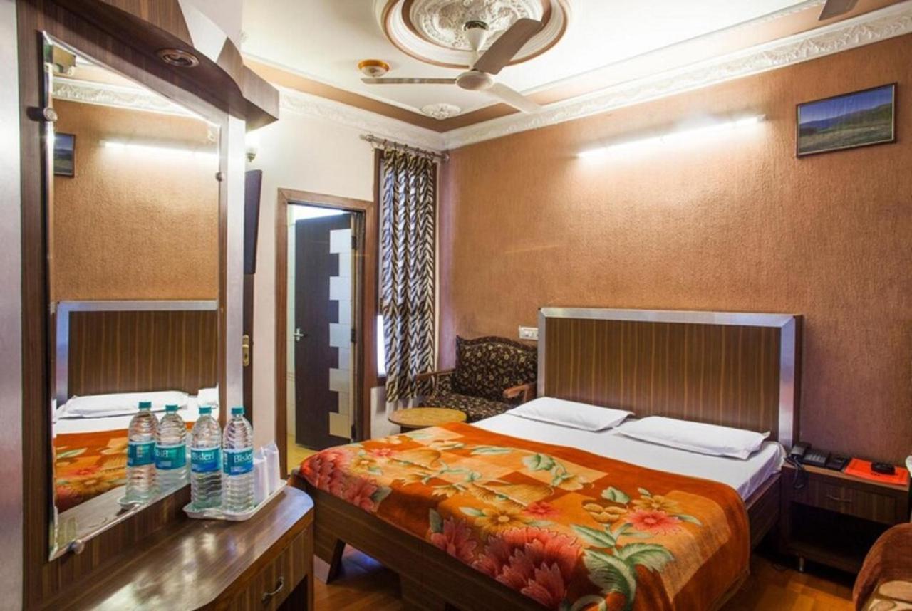 Hotel Novelty Jammu Extérieur photo
